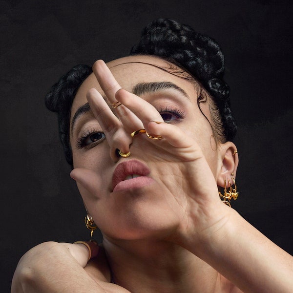 FKA Twigs – M-Pire Music